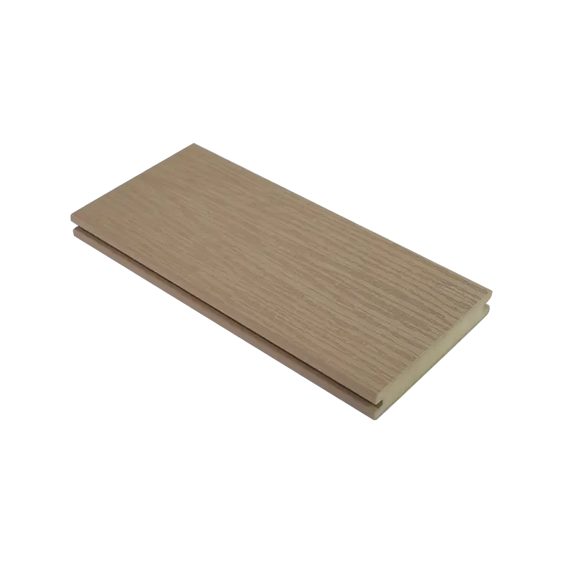 Film-coated-WPC-decking